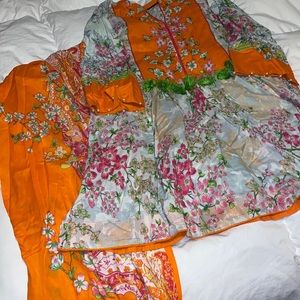 Al Karam orange floral kurti and dupatta (XS)